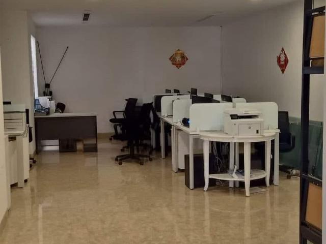 Nhà mặt phố bán tại Hoàn Kiếm, Hà Nội