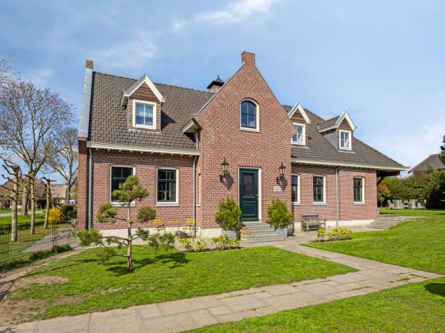 Landhuis te huur in Capelle Aan Den Ijssel, Middelwatering