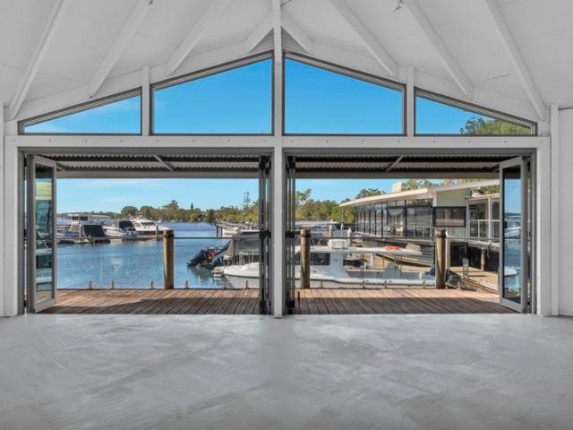 Retail for rent in Tewantin, Queensland