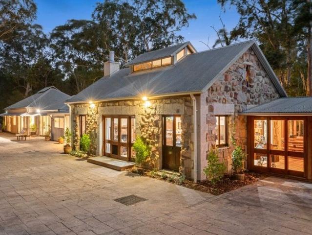 Cottage for sale in Cooroibah