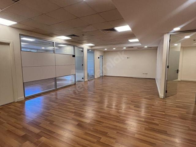 Maslak Mahallesi, Sariyer içerisinde satılık Bina