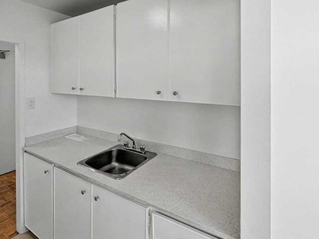 Apartment for rent in Mulhurst Bay, Ontario