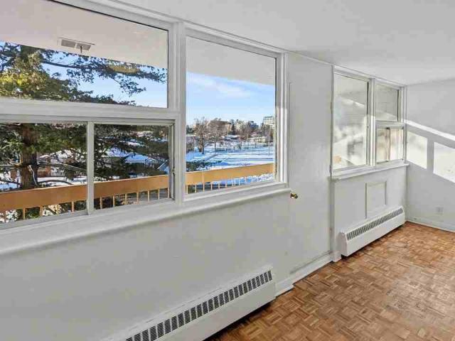 Apartment for rent in Mulhurst Bay, Ontario