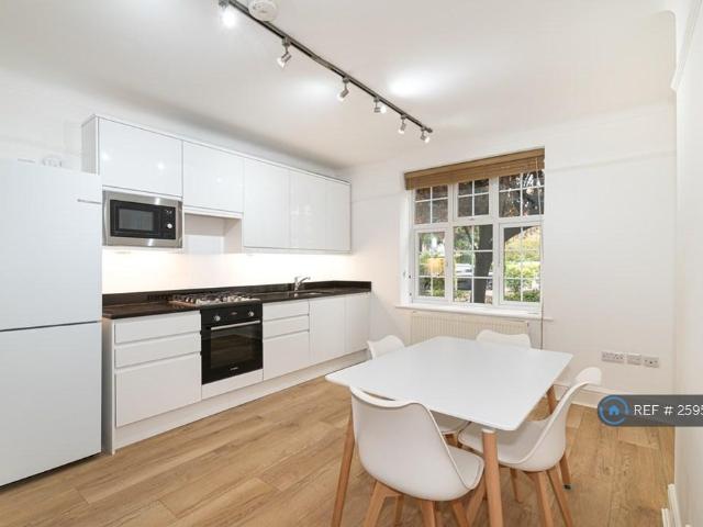 Apartment for rent in Norbiton, Greater London
