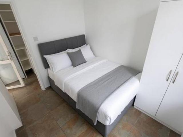 House for rent in London Borough of Ealing, Greater London