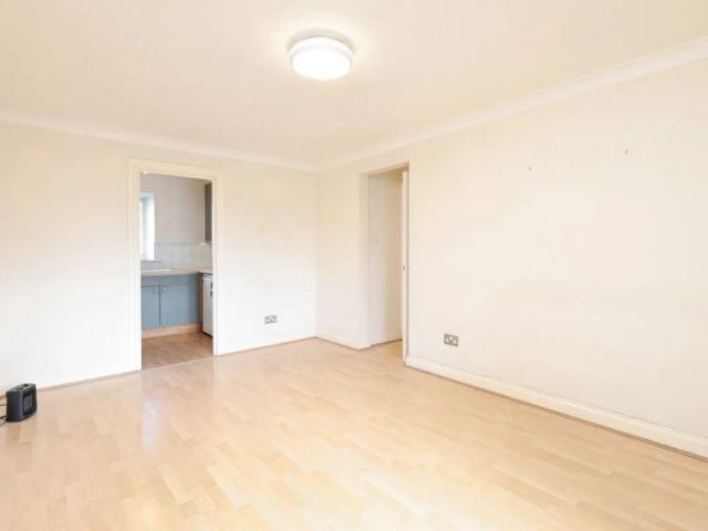 Apartment for rent in Watford Heath, North Watford