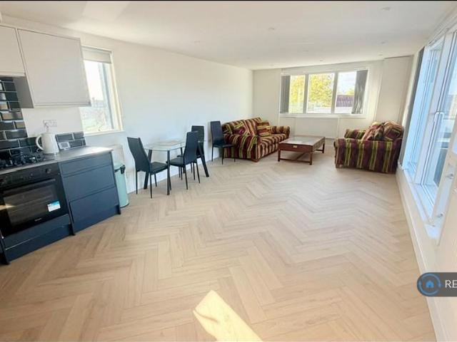 Apartment for rent in London Borough of Croydon, Greater London