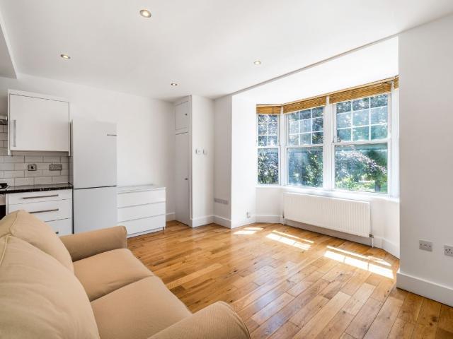Apartment for rent in London Borough of Croydon, Norbury