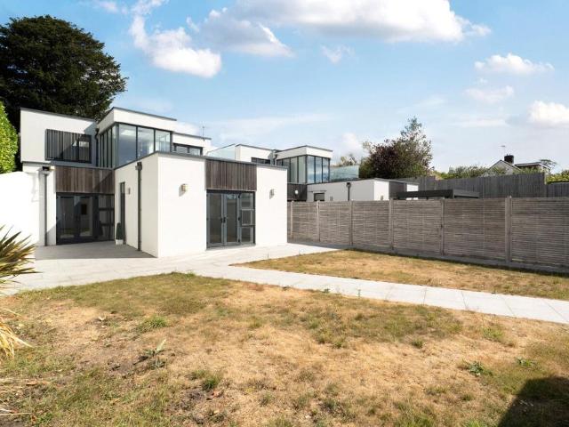 House for rent in Fishersgate, West Sussex