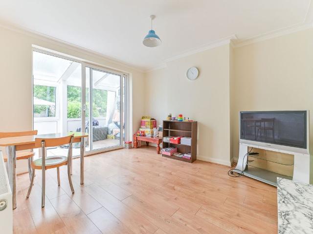Apartment for rent in London Borough of Croydon, Norbury