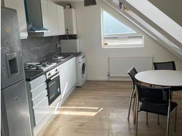 Apartment for rent in London Borough of Croydon, Thornton Heath