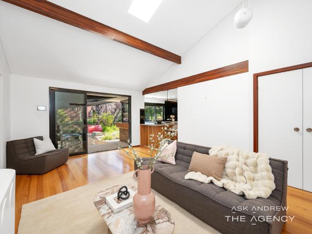 House for sale in Booragoon, City of Melville