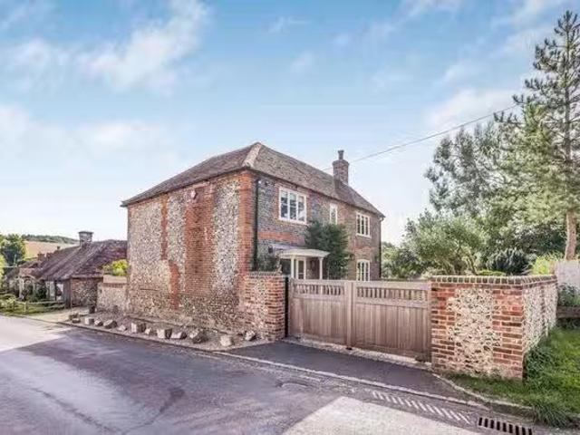 Apartment for rent in Littlecote, West Sussex