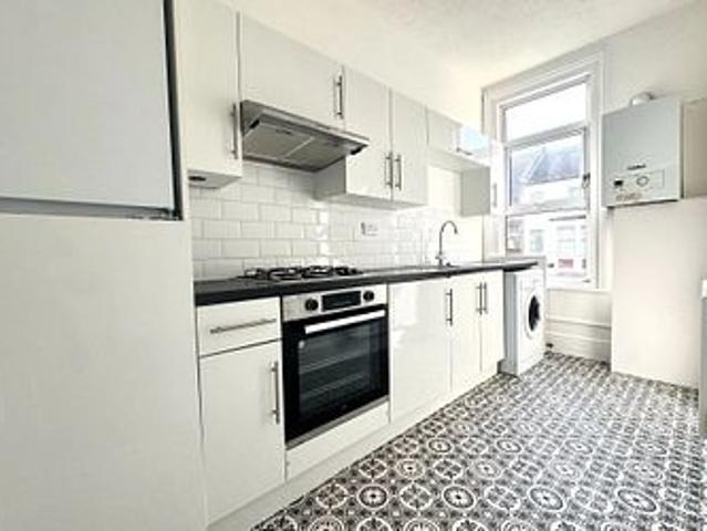 Apartment for rent in Cliftonville West, Acol