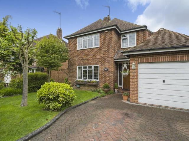House for rent in Maybury Estate, Woking