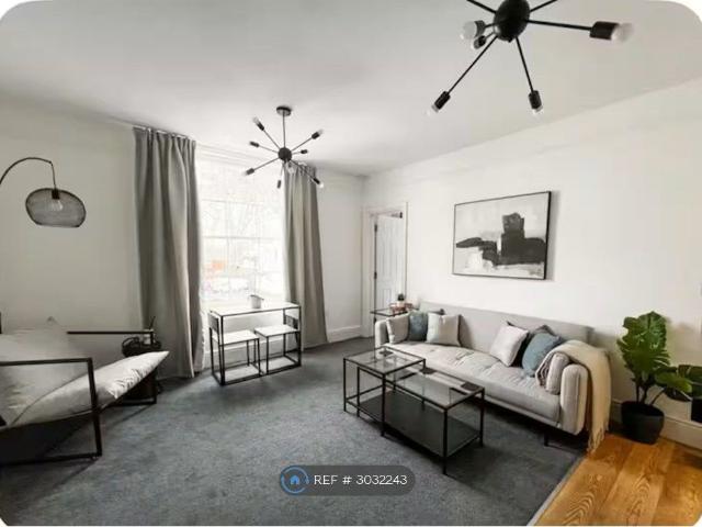 House for rent in Linden, Gloucester