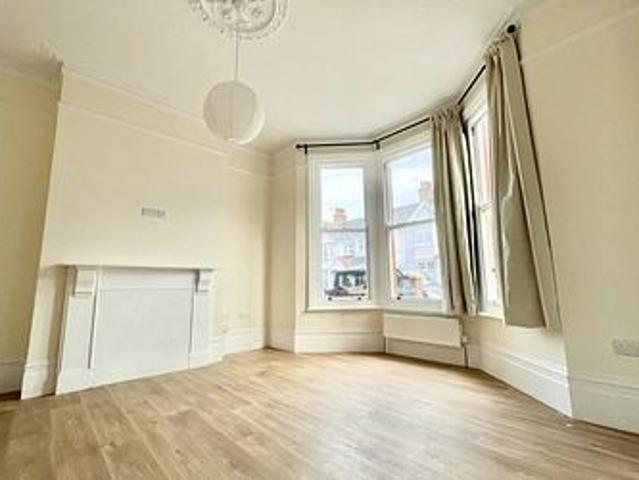 Apartment for rent in Cliftonville West, Acol