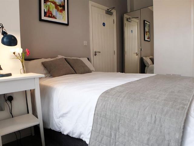 Room for rent in Wylde Green, Birmingham