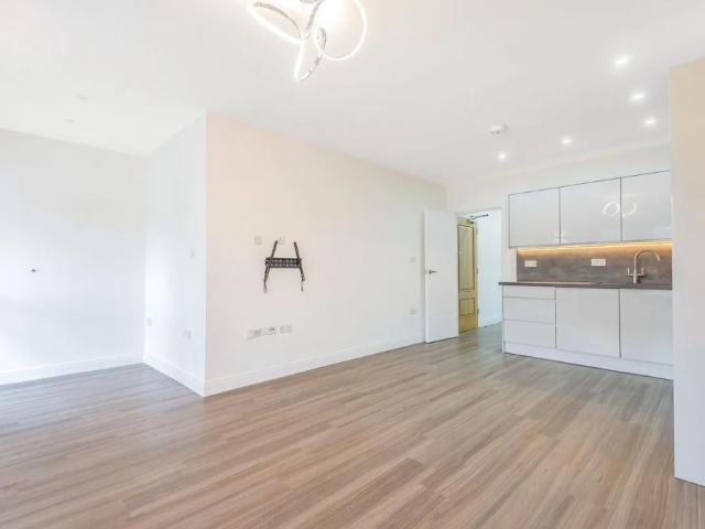 Apartment for rent in Maidenhead