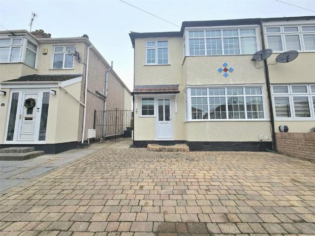 House for rent in Upminster, Greater London