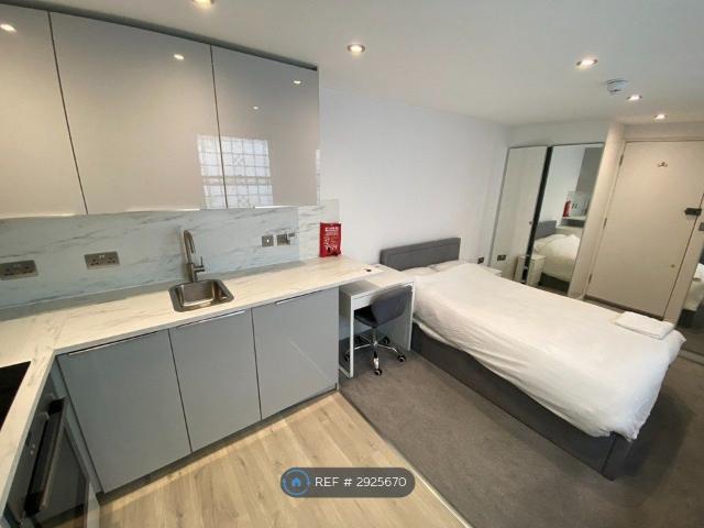 Studio for rent in Brunswick, Brighton & Hove
