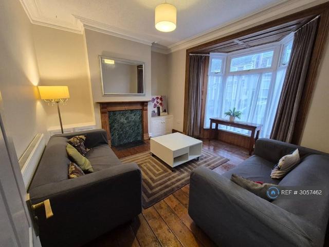 House for rent in Mount Pleasant, Swansea