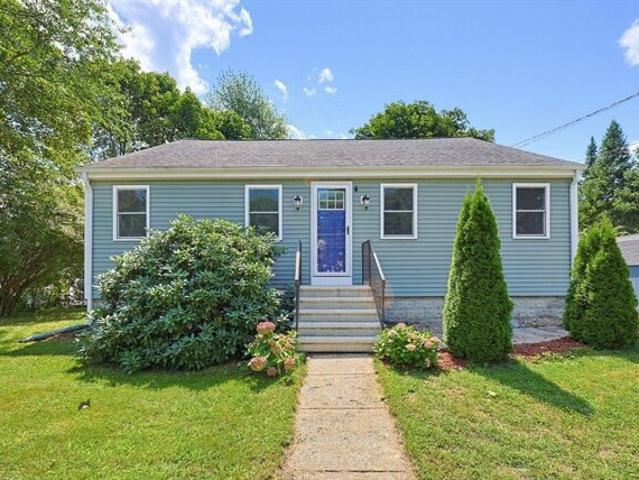 House for sale in Walpole, Massachusetts
