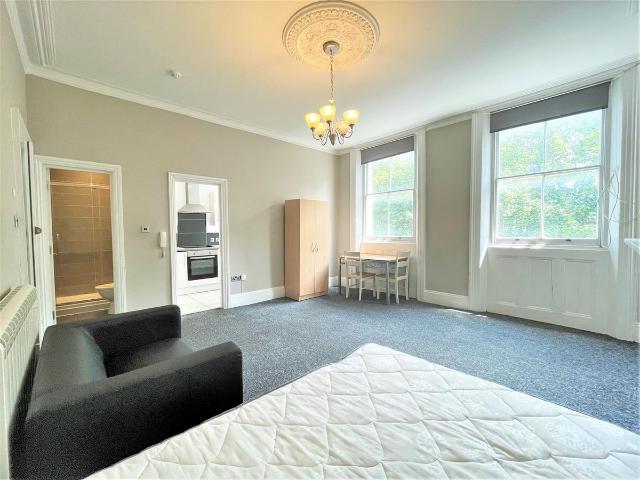 Studio for rent in Brunswick, Brighton & Hove