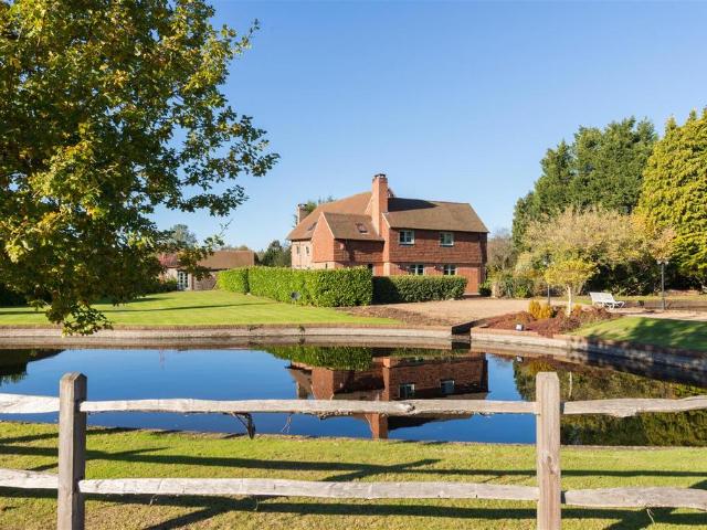 House for rent in Fole, Surrey