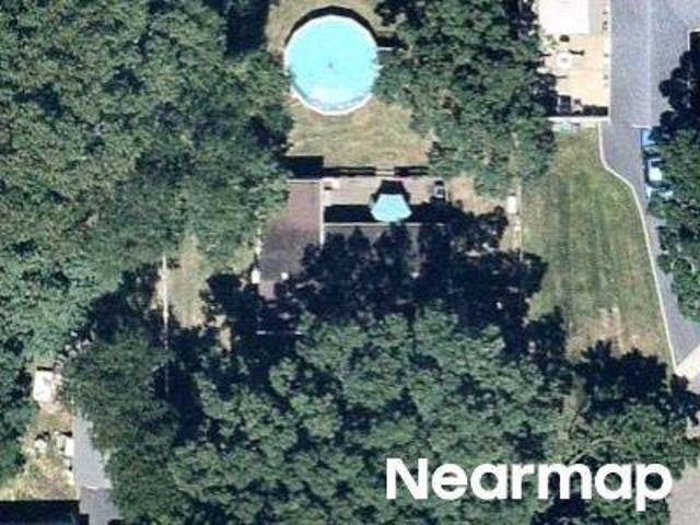 House for sale in Baywood, Town of Islip