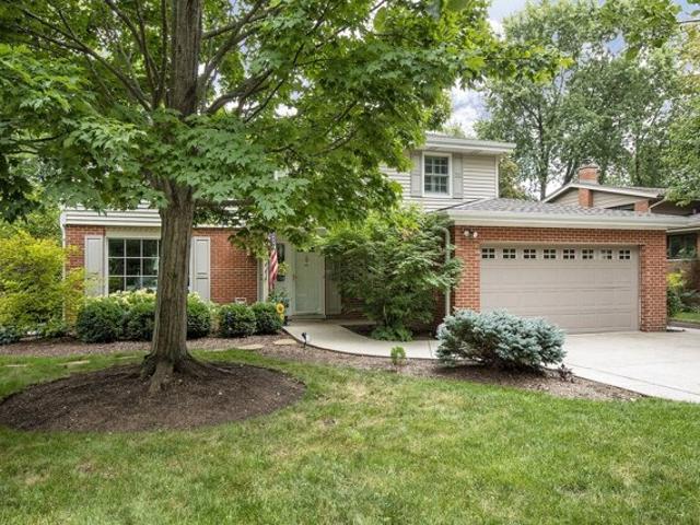 House for sale in Deerfield, Illinois