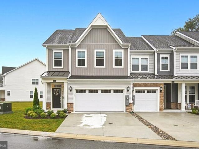 Condo for sale in Frankford