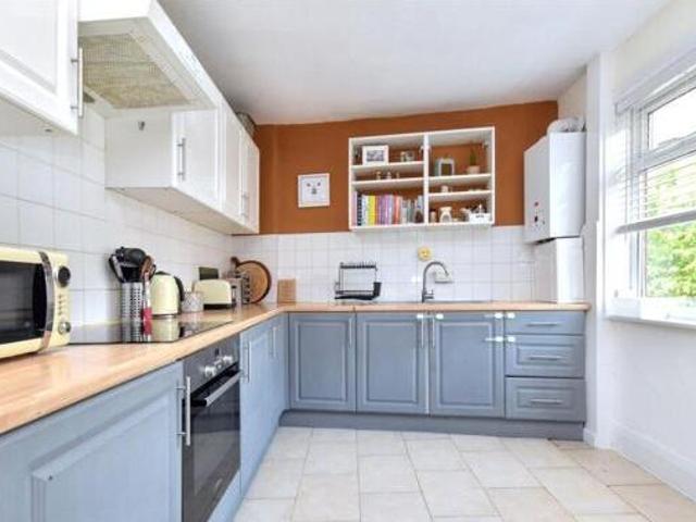 House for sale in Kirkstall, West Yorkshire