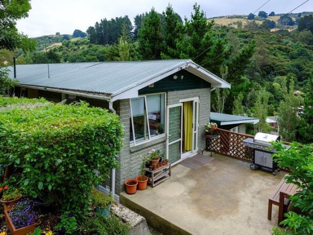 House for rent in Otakou