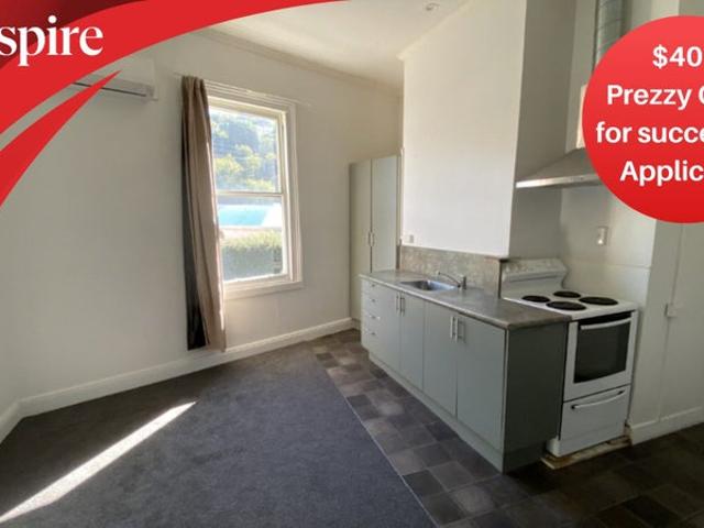 House for rent in Otakou
