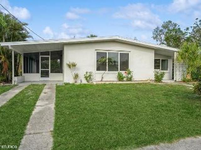 House for sale in Port Charlotte