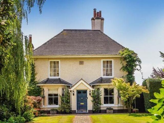 House for sale in Westborough, Surrey
