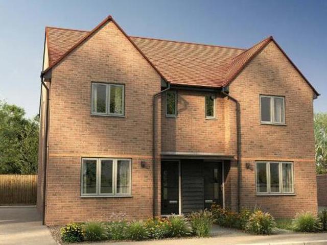 House for sale in Wykin, Barton