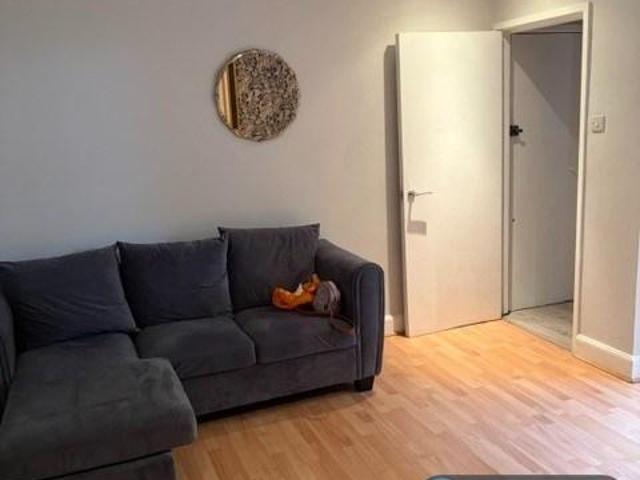 Apartment for rent in Aigburth, Liverpool