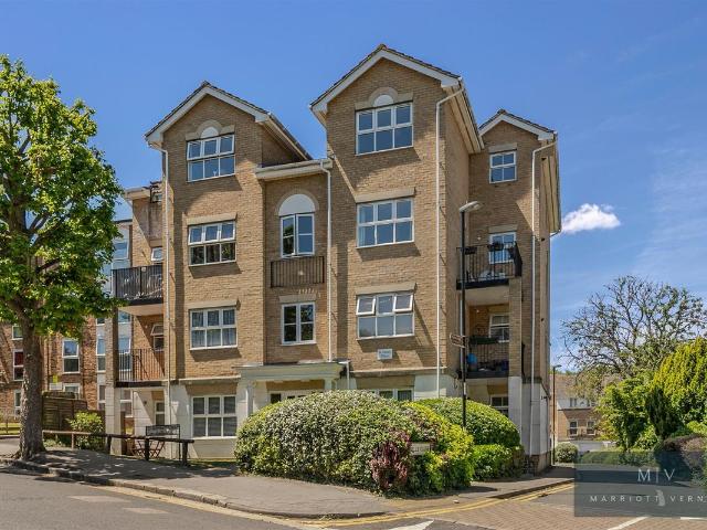 Apartment for rent in London Borough of Croydon, Greater London