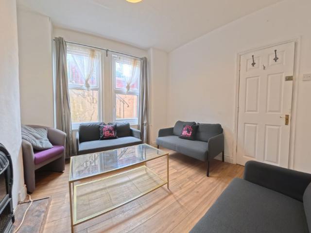 Apartment for rent in Queen's Park, Brighton & Hove