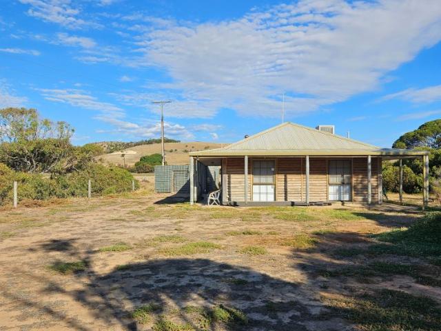 Room for rent in Horseshoe Creek, South Australia