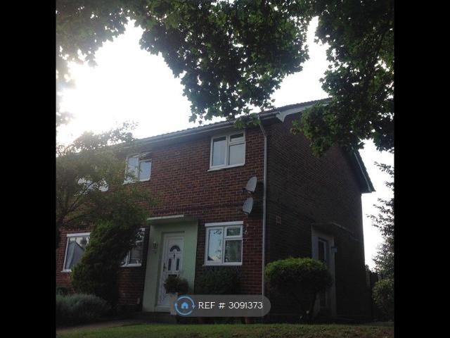 House for rent in Lychpit, Basingstoke and Deane