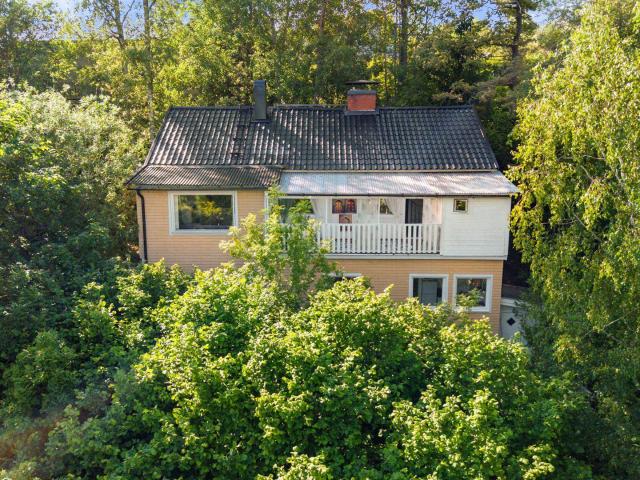 Villa till salu i Tullinge, Stockholm