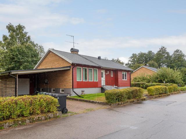 Bostad till salu i Hovmantorp, Kronoberg
