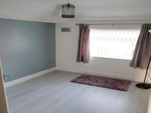 House for rent in Norris Green, Calderstones