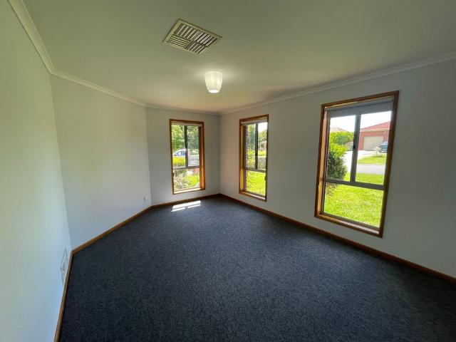 House for rent in Glenroy, Albury