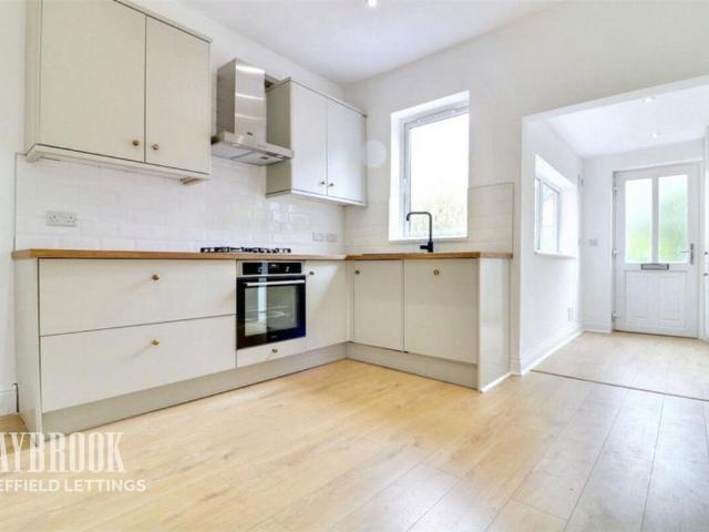 House for rent in Boulder Hill, Sheffield