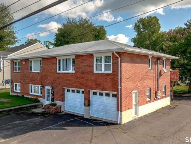 House for sale in East Farms, Waterbury