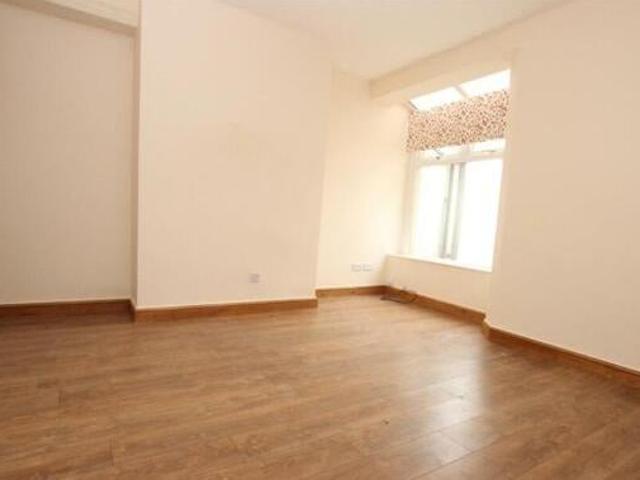 House for rent in Knowle Fold, Darwen